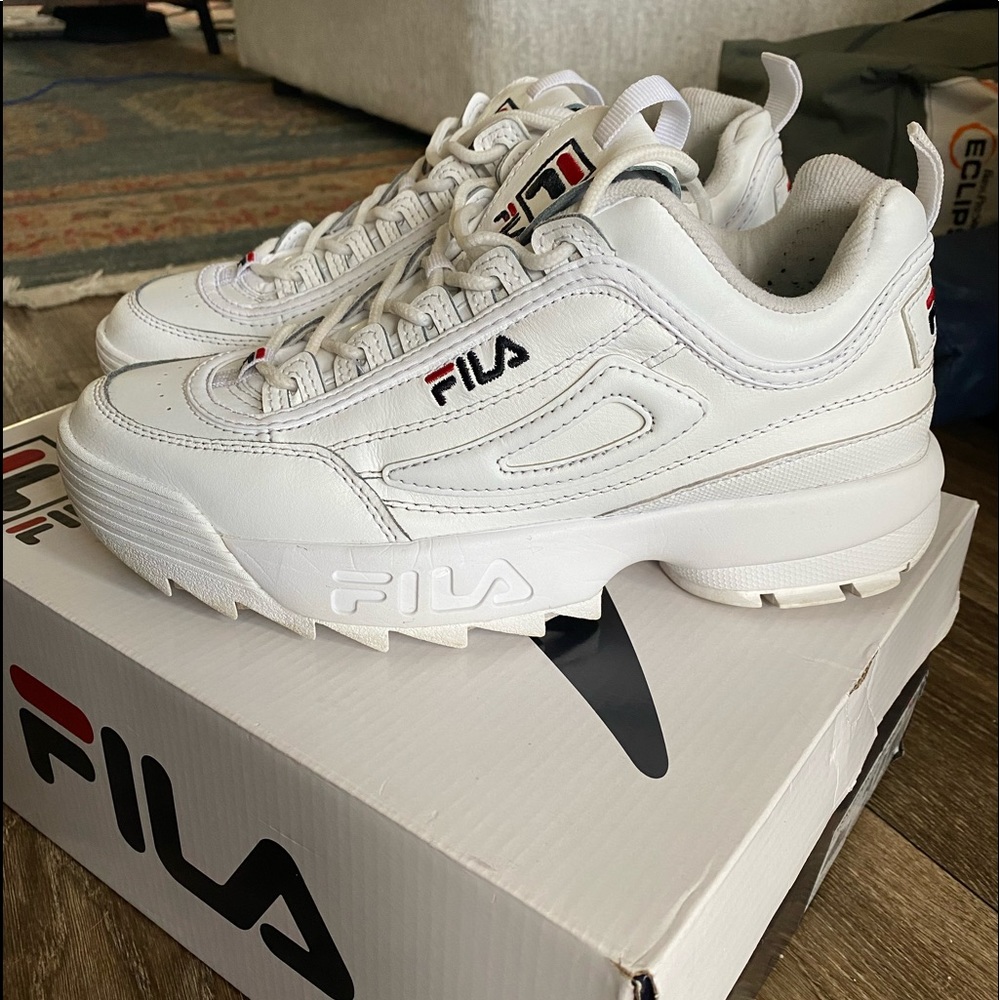 [SOLD] FILA women’s gym shoes